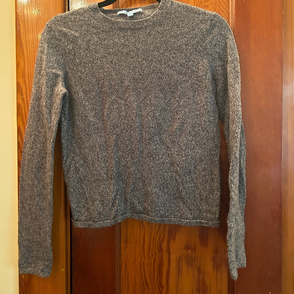 Cashmere sweater